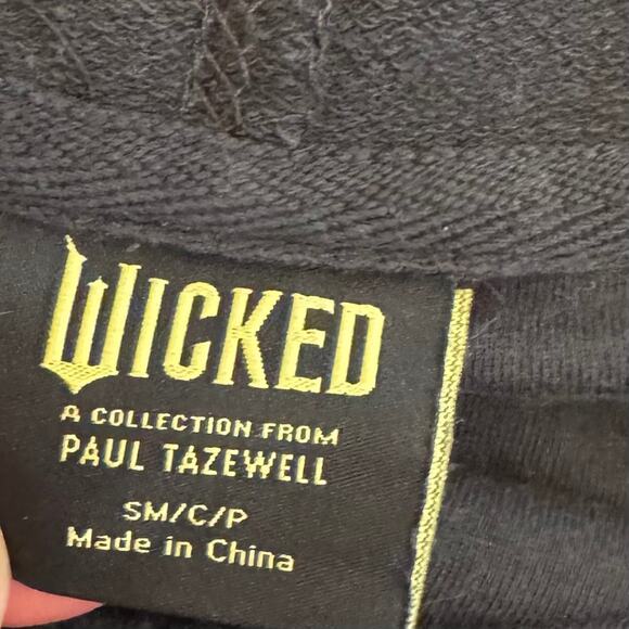 Wicked Paul Tazewell Collection Wicked Graphic Hooded Sweatshirt Small - Picture 5 of 13